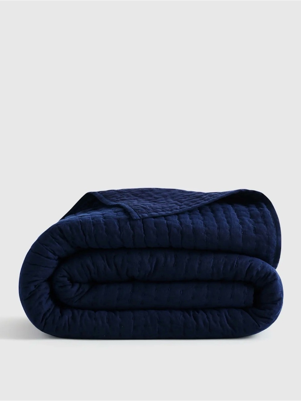 NWOT European Double Sided Full/Queen Quilt Set in Navy - Retail $190 - Picture 2 of 7